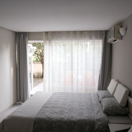 Treti Mart North Appartement Primorsko Buitenkant foto