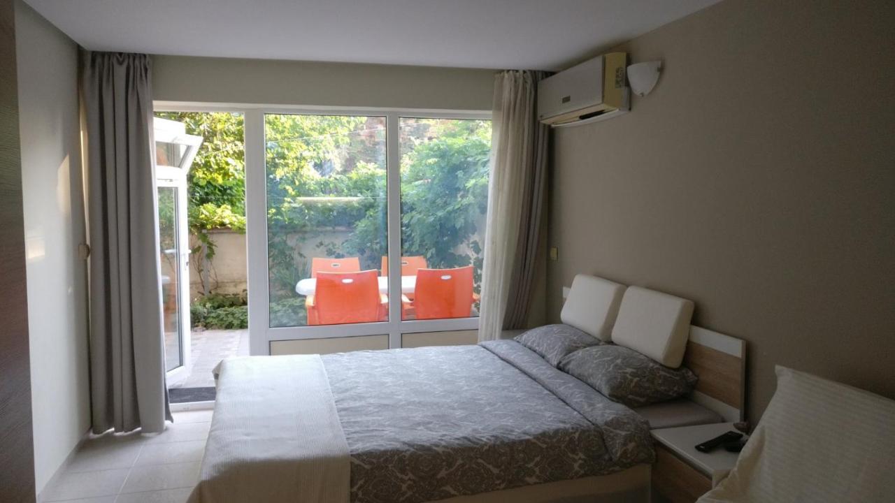 Treti Mart North Appartement Primorsko Buitenkant foto